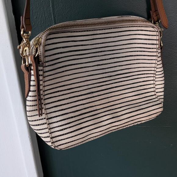 Vintage Fossil Striped Black & White Crossbody Bag - Picture 4 of 8